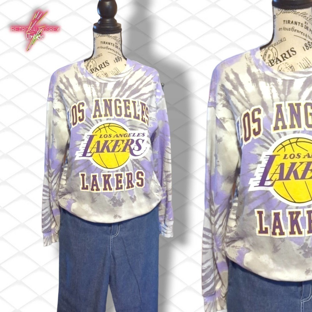 Hybrid Los Angeles Lakers Tie Dye Basketball Graphic Sweatshirt, Small